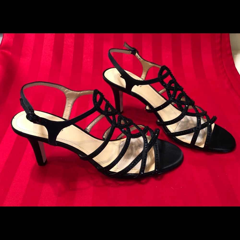 Women’s Alex Marie Pumps